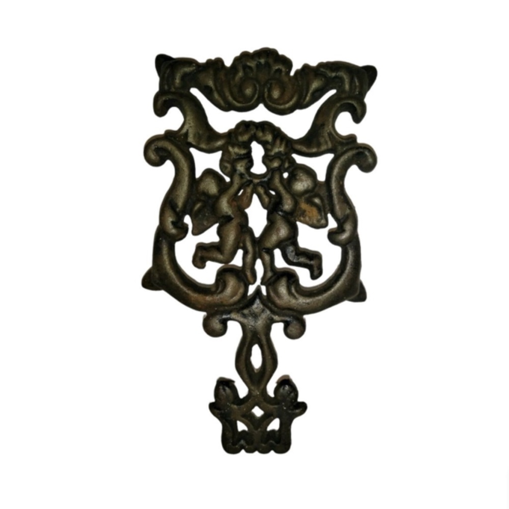 Wilton wrought iron vintage trivet